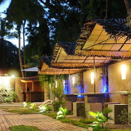 Hotel Tinaya Дамбулла Екстер'єр фото