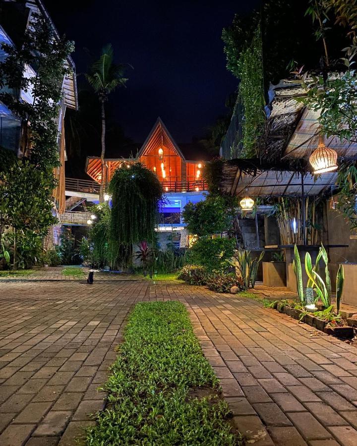 Hotel Tinaya Дамбулла Екстер'єр фото