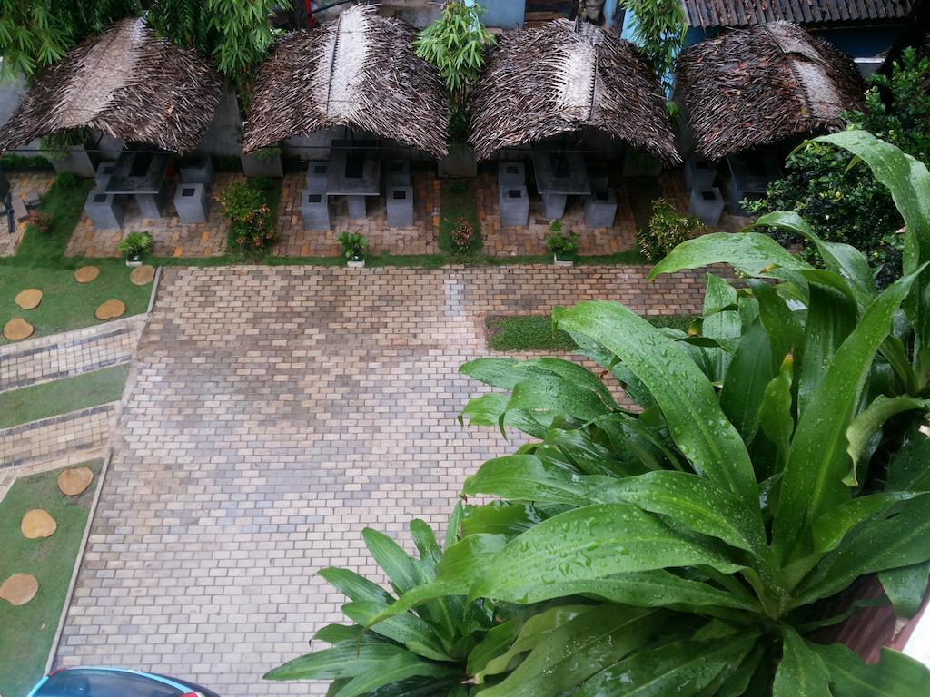 Hotel Tinaya Дамбулла Екстер'єр фото